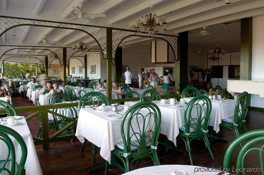 Hotel Starfish Halcyon Cove à Dickenson Bay Extérieur photo