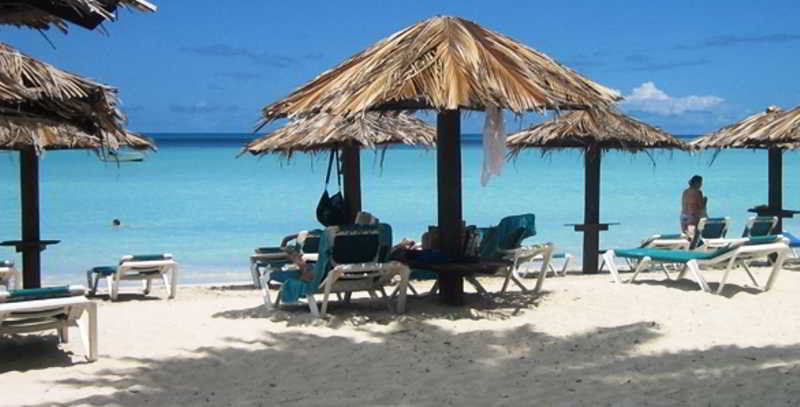 Hotel Starfish Halcyon Cove à Dickenson Bay Extérieur photo