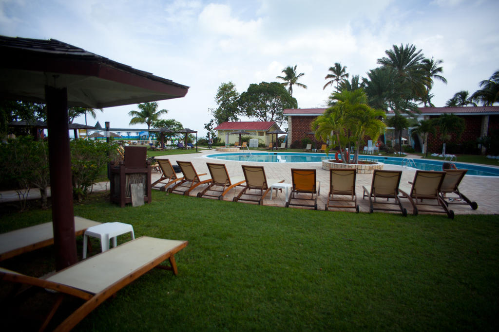 Hotel Starfish Halcyon Cove à Dickenson Bay Extérieur photo